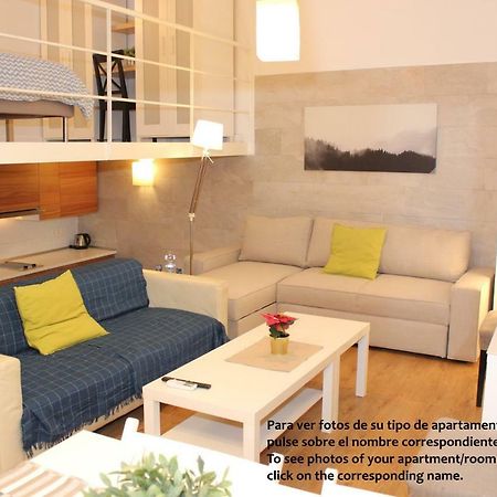 Apartamentos Clavero Málaga Kültér fotó
