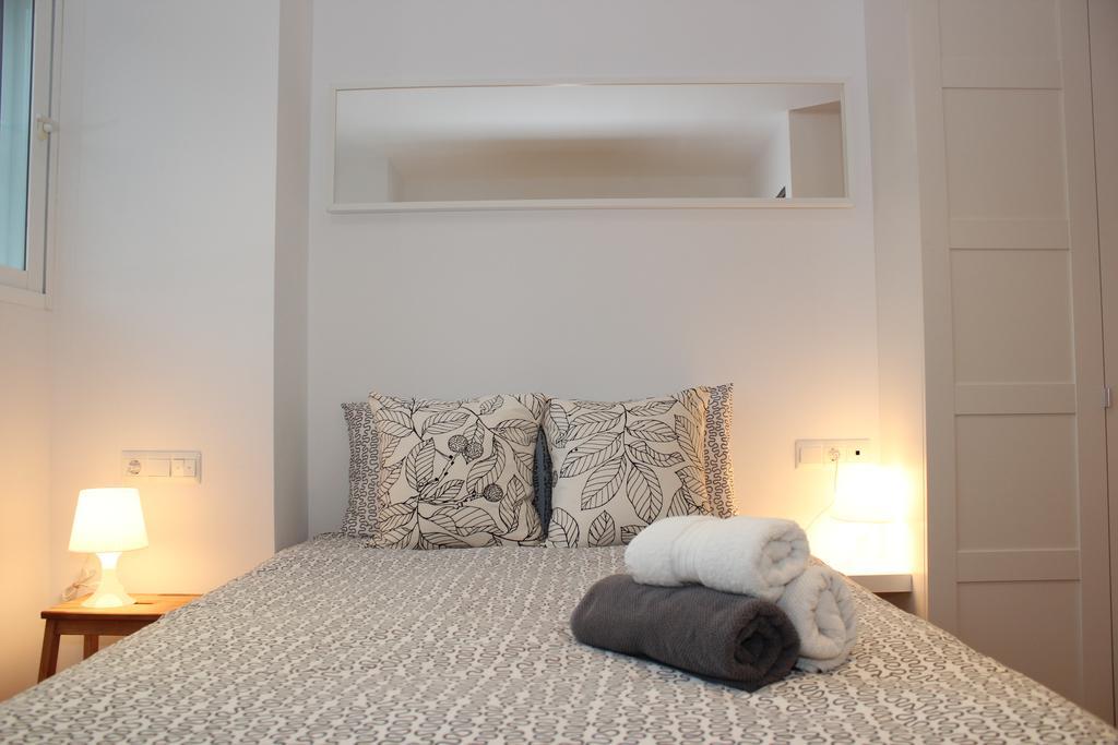 Apartamentos Clavero Málaga Szoba fotó