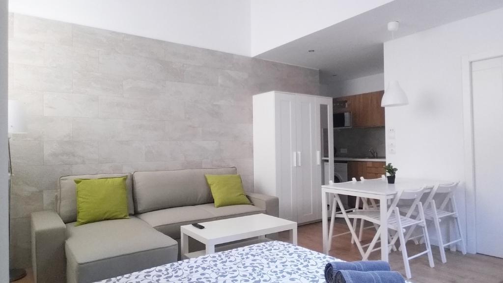 Apartamentos Clavero Málaga Kültér fotó