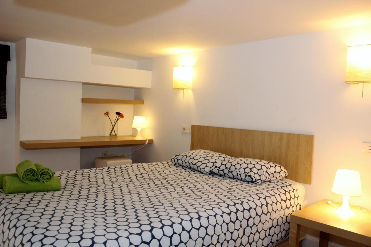 Apartamentos Clavero Málaga Kültér fotó