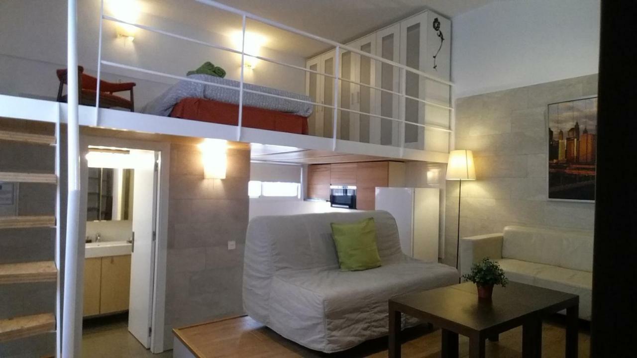 Apartamentos Clavero Málaga Kültér fotó